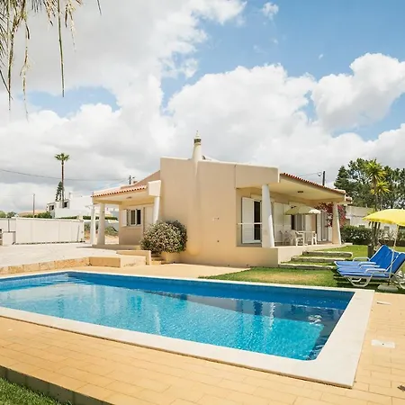 Abf36v2 Charming 2 Bdr Located Only A Few Mi Вилла *