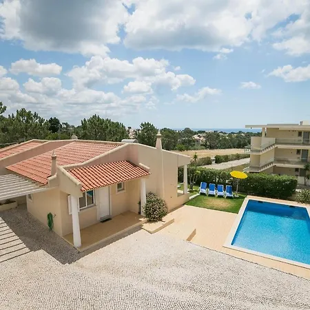Abf36v2 Charming 2 Bdr Located Only A Few Mi البوفيرا