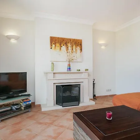 Abf36v2 Charming 2 Bdr Located Only A Few Mi 别墅 *